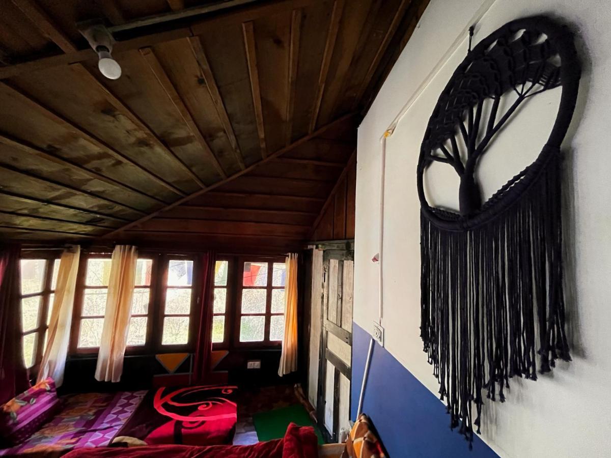 Memoir Homestay Kasol Dış mekan fotoğraf