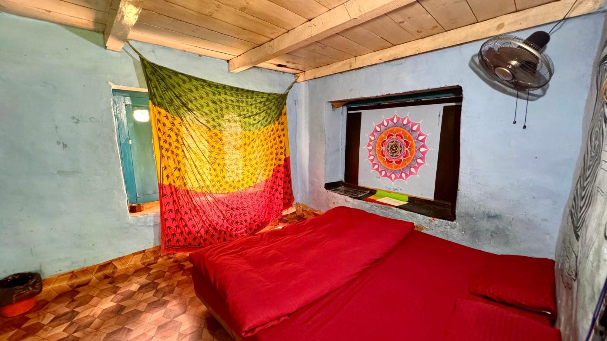 Memoir Homestay Kasol Dış mekan fotoğraf